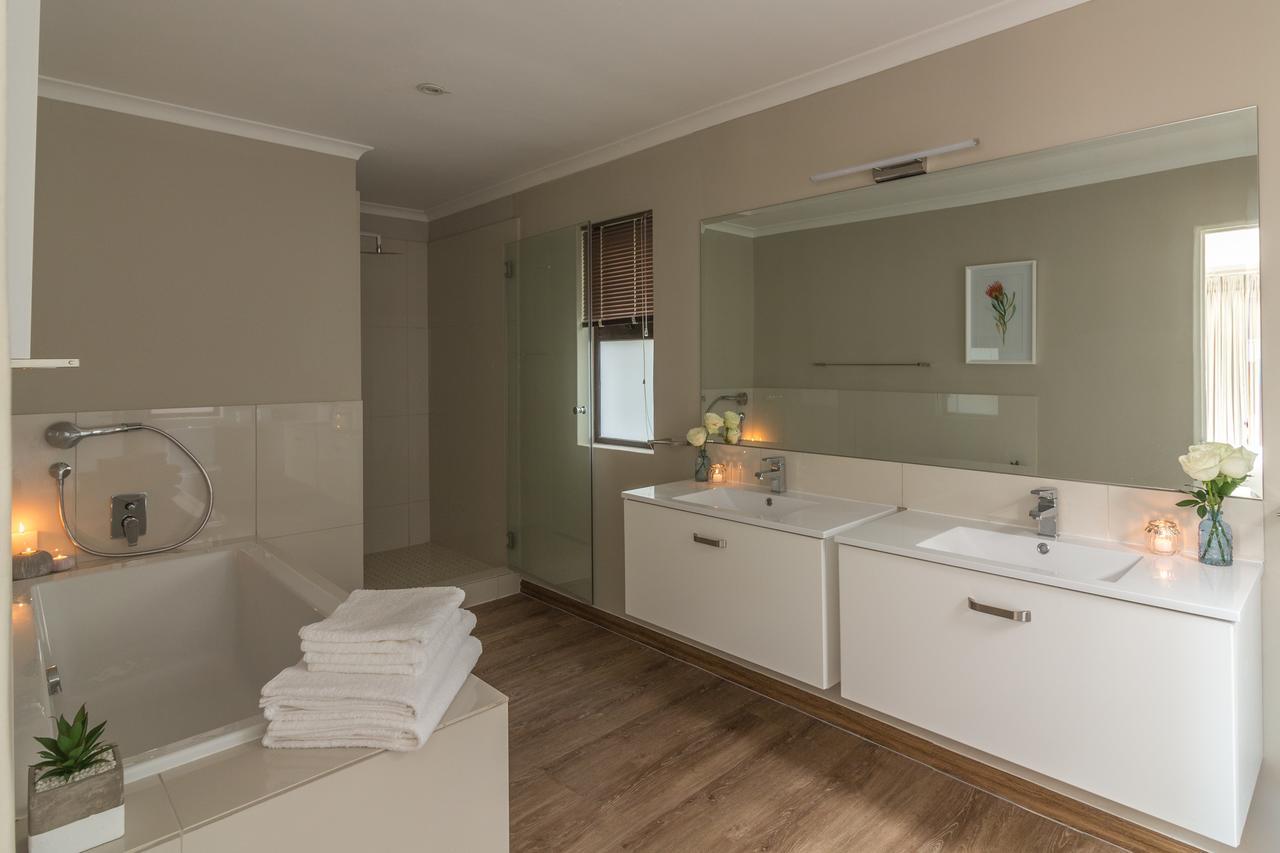 Protea Point Bed & Breakfast Cape Town Eksteriør bilde